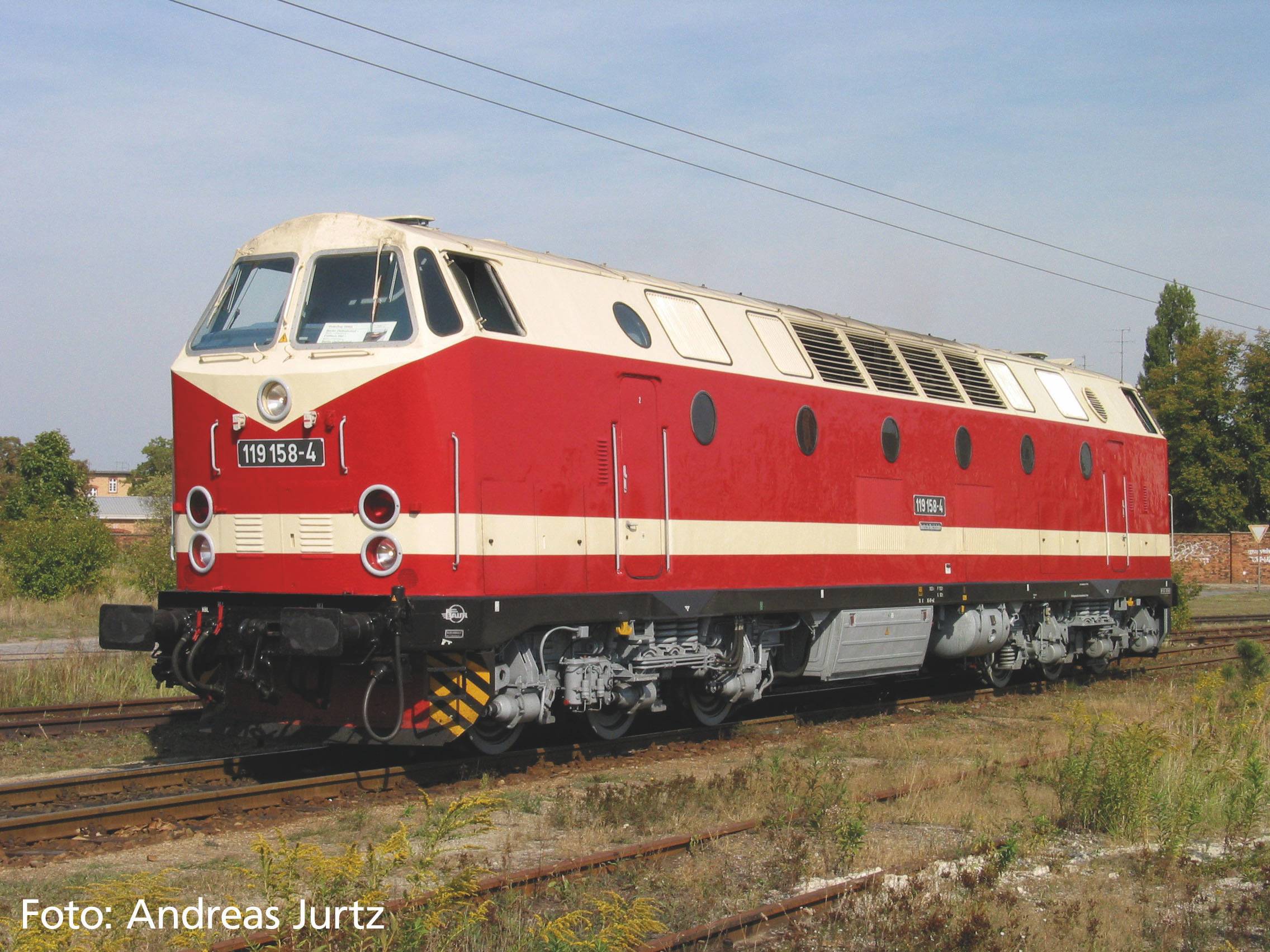 47351